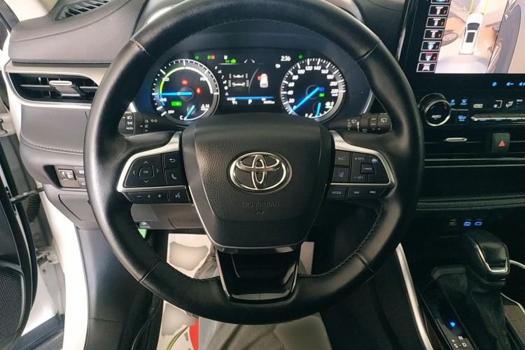 Used Toyota Highlander 2022 Dual-Engine 2.5L Four-Wheel Drive Prestige Version 7 Seats Steering Wheel