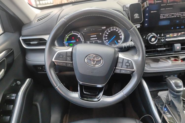 Used Toyota Highlander 2022 Dual-Engine 2.5L Four-Wheel Drive Prestige Version 7 Seats Steering Wheel