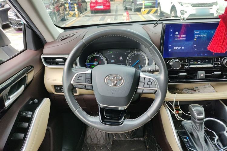 Used Toyota Highlander 2022 Dual-Engine 2.5L Four-Wheel Drive Prestige Version 7 Seats Steering Wheel