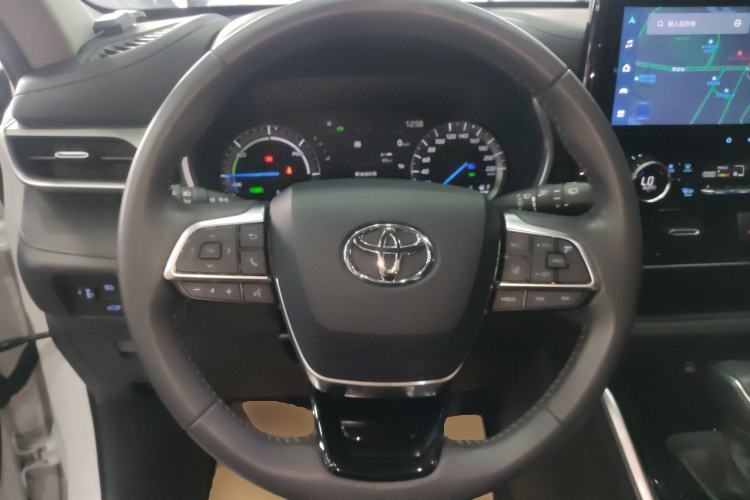Used Toyota Highlander 2022 Dual-Engine 2.5L Four-Wheel Drive Prestige Version 7 Seats Steering Wheel