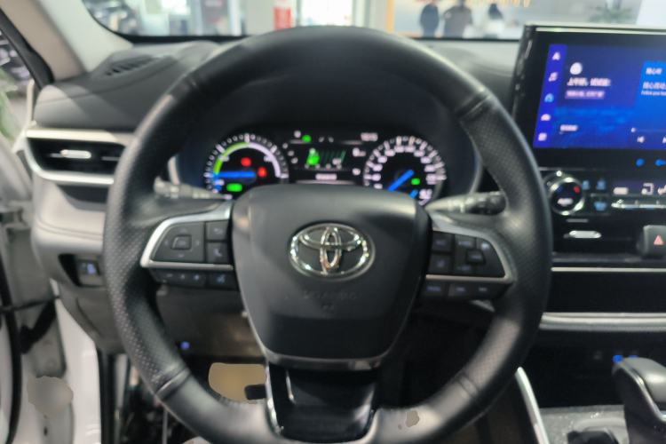 Used Toyota Highlander 2022 Dual-Engine 2.5L Four-Wheel Drive Prestige Version 7 Seats Steering Wheel