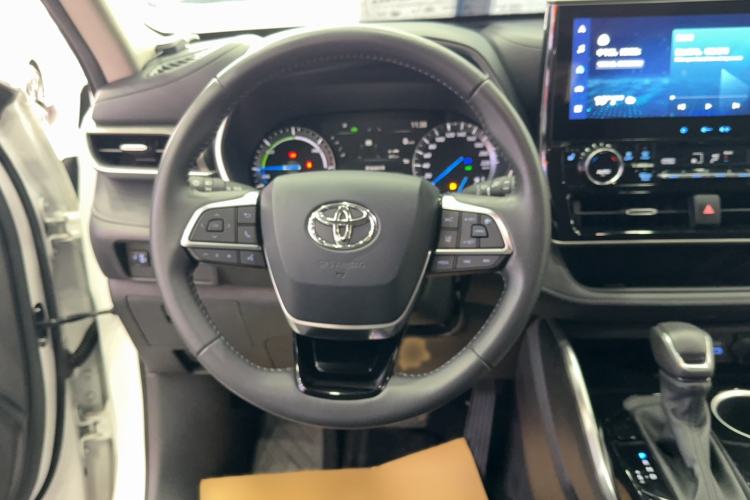 Used Toyota Highlander 2022 Dual-Engine 2.5L Four-Wheel Drive Prestige Version 7 Seats Steering Wheel