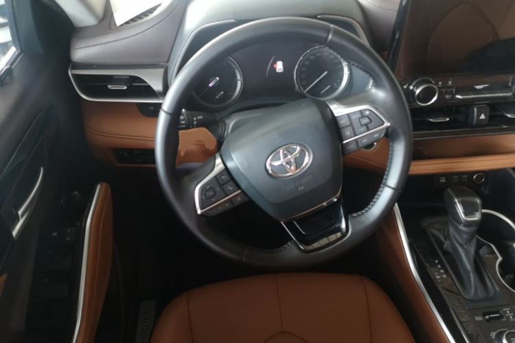 Used Toyota Highlander 2022 380T Four-Wheel Drive Prestige Edition 7-Seater Steering Wheel