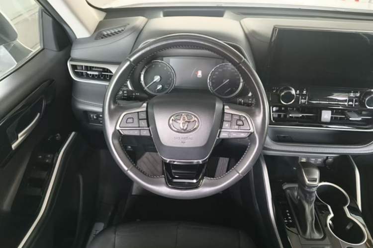 Used Toyota Highlander 2022 380T Four-Wheel Drive Prestige Edition 7-Seater Steering Wheel