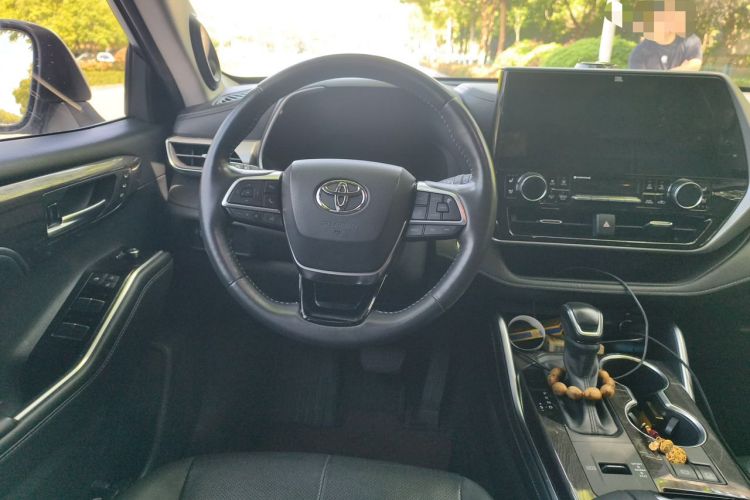 Used Toyota Highlander 2022 Dual-Engine 2.5L Four-Wheel Drive Supreme Edition 7-Seater Steering Wheel