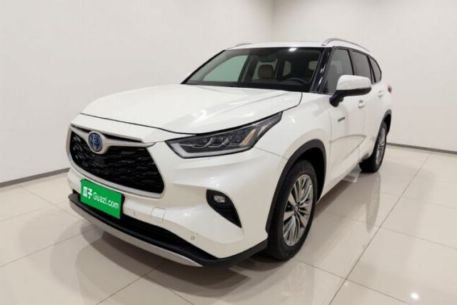 Toyota Highlander 2022 Dual-Engine 2.5L Four-Wheel Drive Prestige Version 7 Seats с пробегом