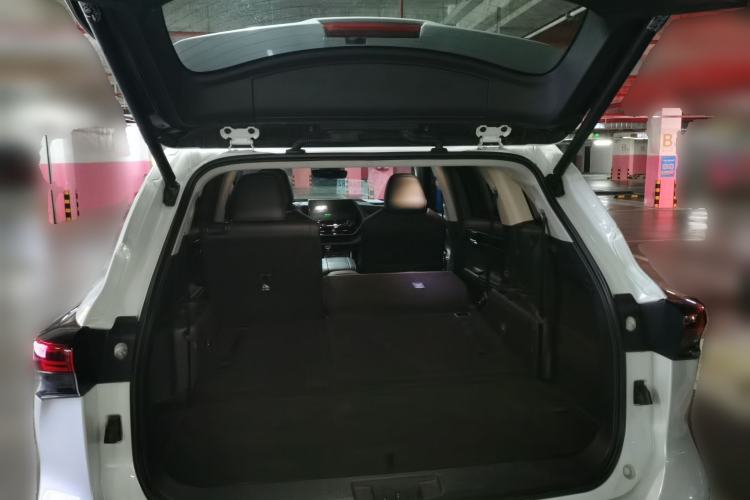 Used Toyota Highlander 2022 Dual-Engine 2.5L Four-Wheel Drive Supreme Edition 7-Seater Trunk