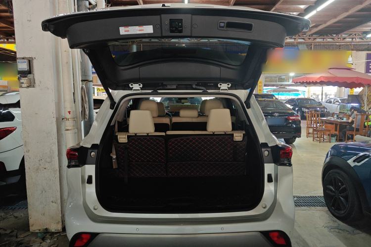Used Toyota Highlander 2022 Dual-Engine 2.5L Four-Wheel Drive Prestige Version 7 Seats Trunk