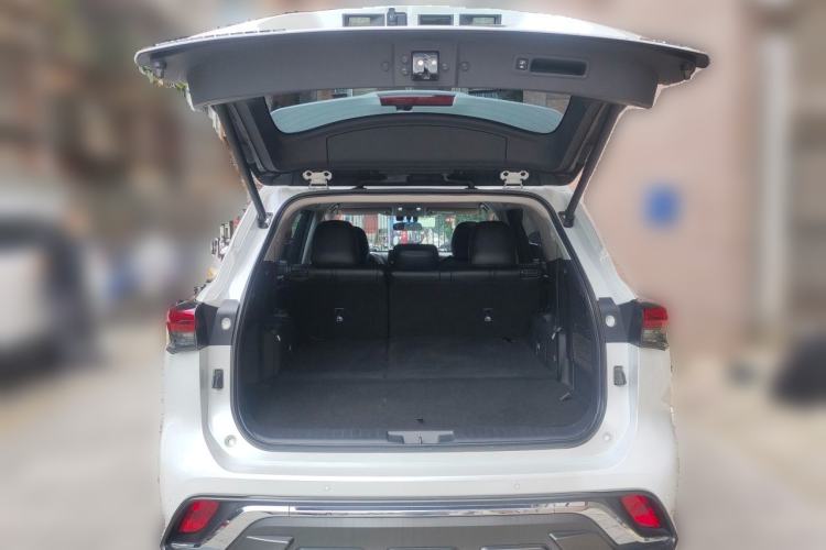 Used Toyota Highlander 2022 Dual-Engine 2.5L 4x4 Elite Edition 7-Seater Trunk