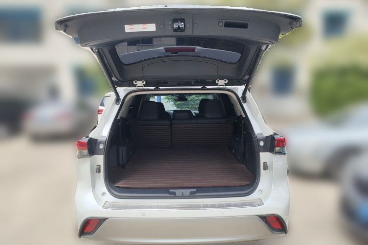 Used Toyota Highlander 2022 380T Four-Wheel Drive Prestige Edition 7-Seater Trunk