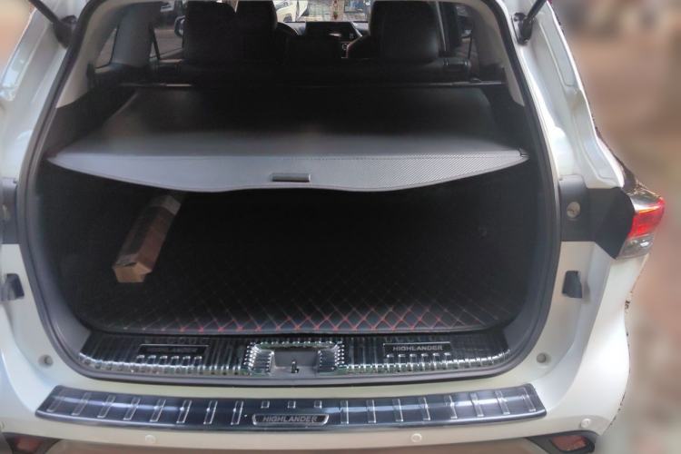 Used Toyota Highlander 2022 380T 4x4 Luxury Edition 7 Seats Trunk