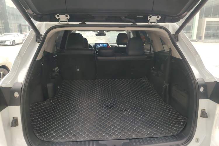 Used Toyota Highlander 2022 Dual-Engine 2.5L Four-Wheel Drive Prestige Version 7 Seats Trunk