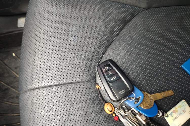 Used Toyota Highlander 2022 Dual-Engine 2.5L Four-Wheel Drive Supreme Edition 7-Seater Vehicle Key