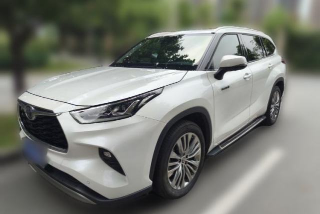 Ojetý Toyota Highlander 2022 Dual-Engine 2.5L Four-Wheel Drive Supreme Edition 7-Seater