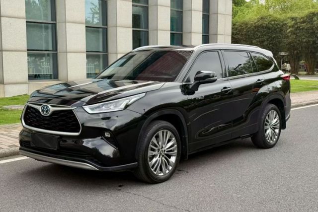 Used Toyota Highlander 2023 2.5L Smart Electric Hybrid Dual-Engine Four-Wheel Drive Prestige Version – 7 Seats