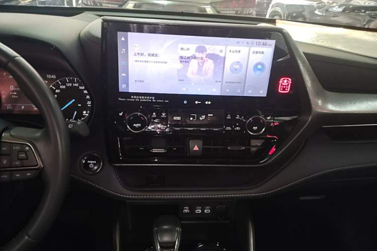 Used Toyota Highlander 2023 2.5L Smart Electric Hybrid Dual-Engine 4x4 Knight Edition 7 Seats Audio And AC Panel