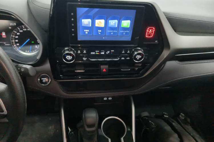 Used Toyota Highlander 2023 2.5L Smart Electric Hybrid Dual-Engine 4x4 Elite Edition 7 Seats Audio And AC Panel
