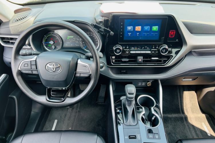 Used Toyota Highlander 2023 2.5L Smart Electric Hybrid Dual-Drive Elite Version 7 Seats Audio And AC Panel
