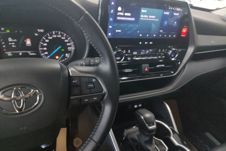 Used Toyota Highlander 2023 2.5L Smart Electric Hybrid Dual-Engine Four-Wheel Drive Prestige Version – 7 Seats Center Console
