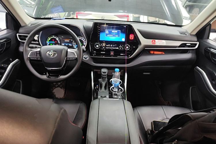 Used Toyota Highlander 2023 2.5L Smart Electric Hybrid Dual-Engine 4x4 Elite Edition 7 Seats Center Console