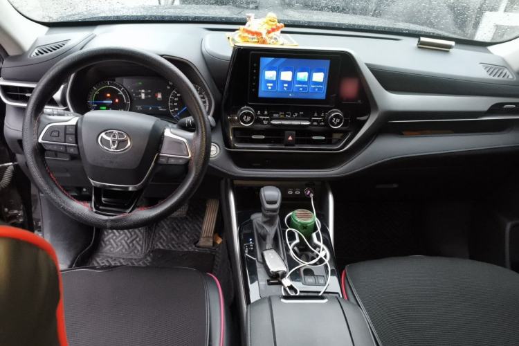 Used Toyota Highlander 2023 2.5L Smart Electric Hybrid Dual-Engine 4x4 Elite Edition 7 Seats Center Console