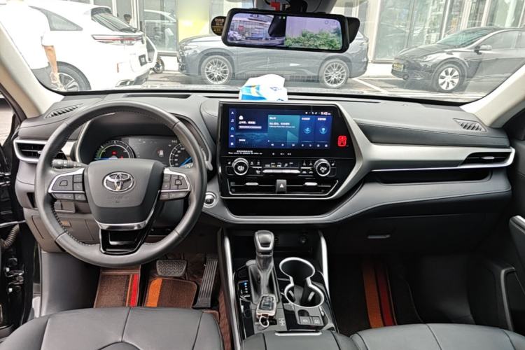 Used Toyota Highlander 2023 2.5L Smart Electric Hybrid Dual-Drive Prestige Version 7 Seats Center Console