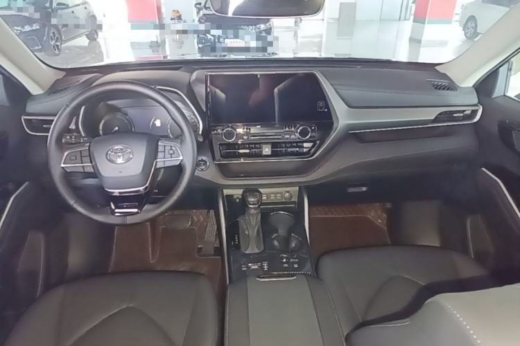 Used Toyota Highlander 2023 2.5L Smart Electric Hybrid Dual-Engine Four-Wheel Drive Prestige Version – 7 Seats Center Console