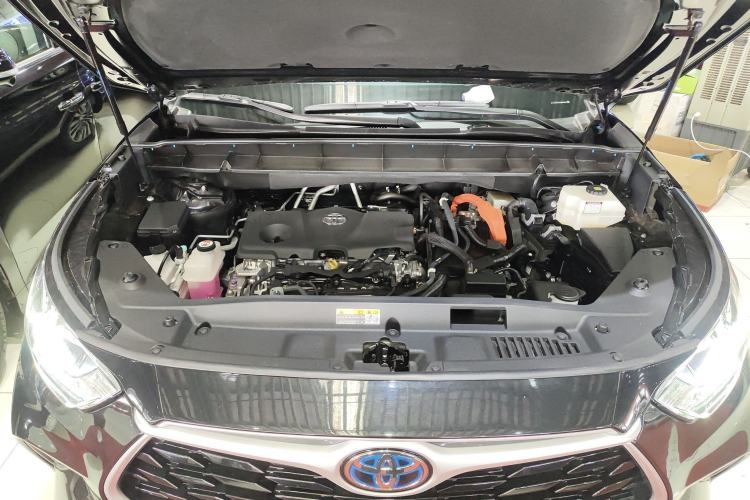 Used Toyota Highlander 2023 2.5L Smart Electric Hybrid Dual-Motor All-Wheel-Drive Luxury 7-Seater Engine Bay