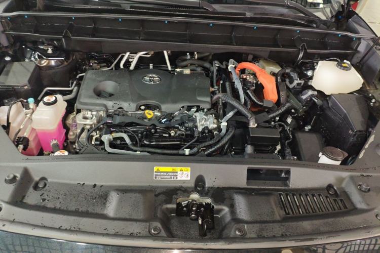 Used Toyota Highlander 2023 2.5L Smart Electric Hybrid Dual-Engine Four-Wheel Drive Prestige Version – 7 Seats Engine Bay