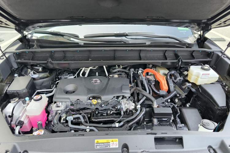 Used Toyota Highlander 2023 2.5L Smart Electric Hybrid Dual-Engine 4x4 Knight Edition 7 Seats Engine Bay