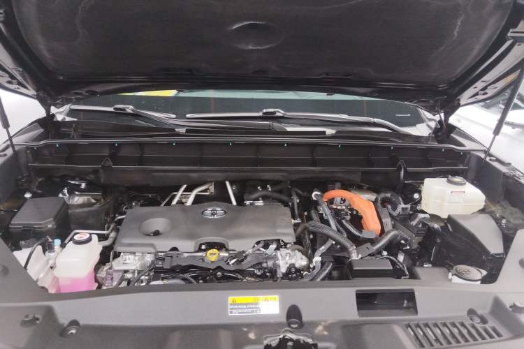 Used Toyota Highlander 2023 2.5L Smart Electric Hybrid Dual-Engine 4x4 Knight Edition 7 Seats Engine Bay