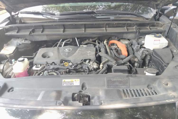 Used Toyota Highlander 2023 2.5L Smart Electric Hybrid Dual-Engine 4x4 Knight Edition 7 Seats Engine Bay