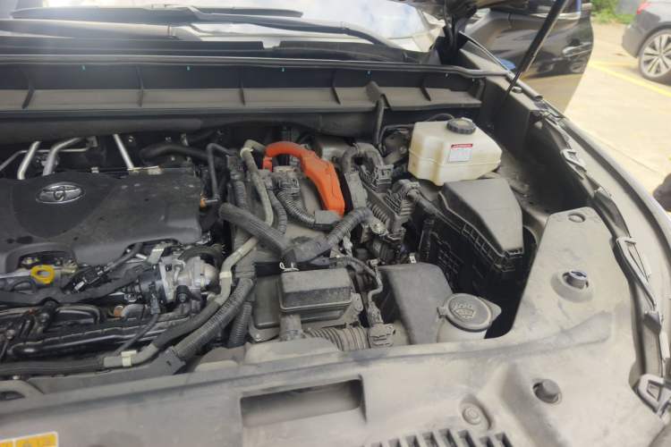 Used Toyota Highlander 2023 2.5L Smart Electric Hybrid Dual-Engine 4x4 Elite Edition 7 Seats Engine Bay Left