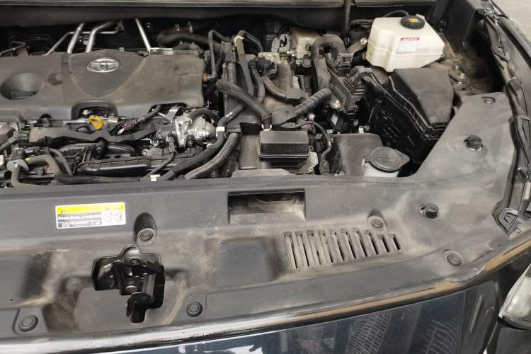 Used Toyota Highlander 2023 2.5L Smart Electric Hybrid Dual-Engine Two-Wheel Drive Elite Version 5 Seats Engine Bay Left