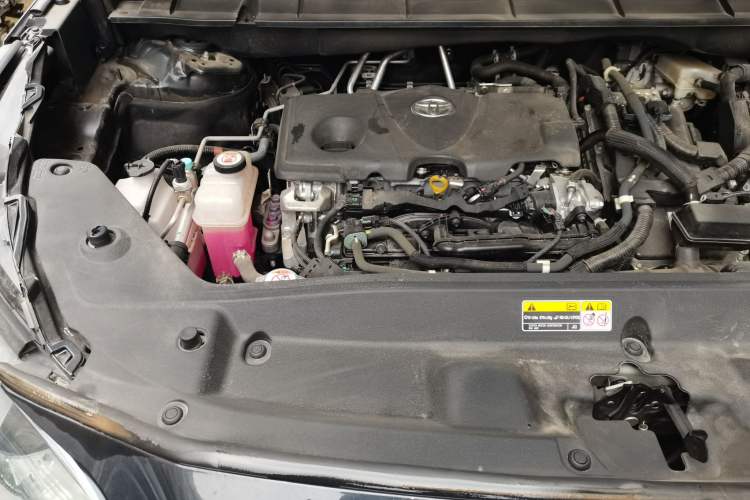 Used Toyota Highlander 2023 2.5L Smart Electric Hybrid Dual-Engine Two-Wheel Drive Elite Version 5 Seats Engine Bay Right