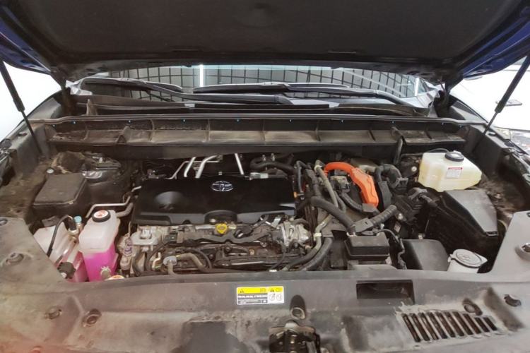 Used Toyota Highlander 2023 2.5L Smart Electric Hybrid Dual-Engine Four-Wheel Drive Prestige Version – 7 Seats Engine Bay