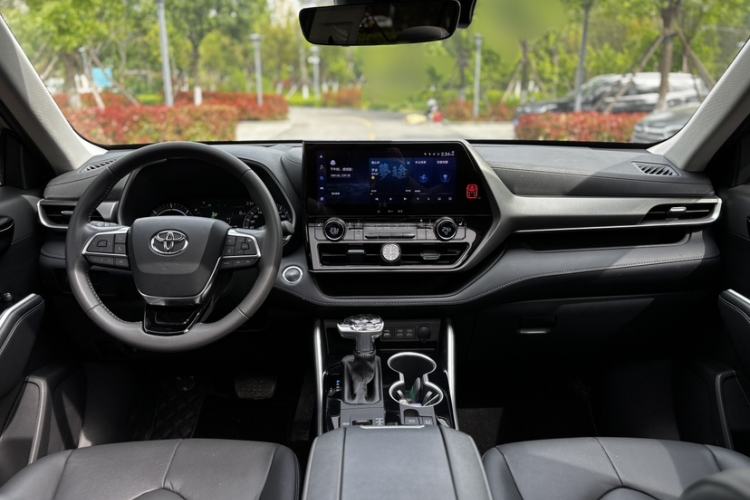 Used Toyota Highlander 2023 2.5L Smart Electric Hybrid Dual-Engine Four-Wheel Drive Prestige Version – 7 Seats Exterior 1
