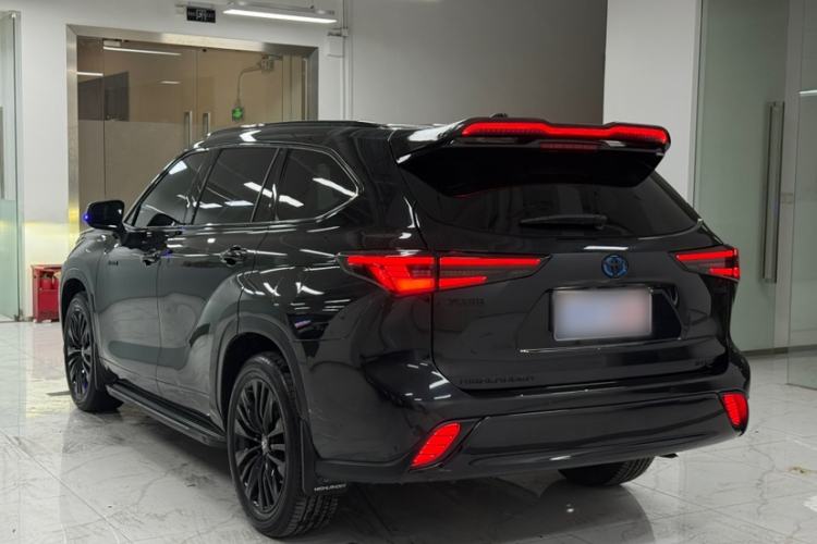 Used Toyota Highlander 2023 2.5L Smart Electric Hybrid Dual-Engine 4x4 Knight Edition 7 Seats Exterior 1