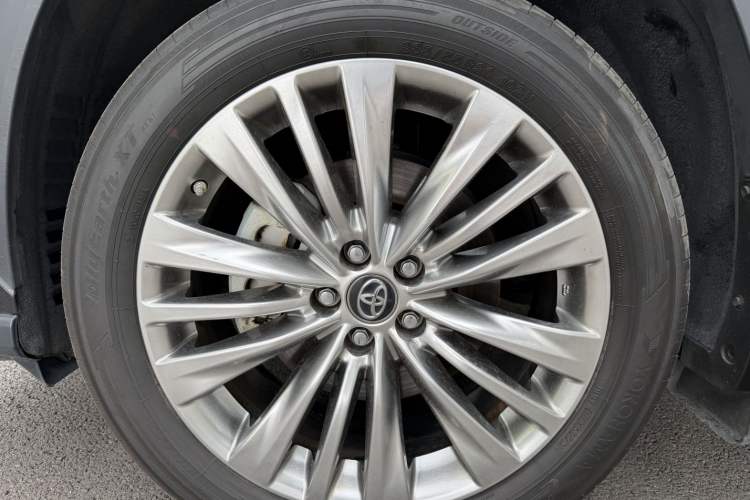 Used Toyota Highlander 2023 2.5L Smart Electric Hybrid Dual-Motor All-Wheel-Drive Luxury 7-Seater Exterior 12