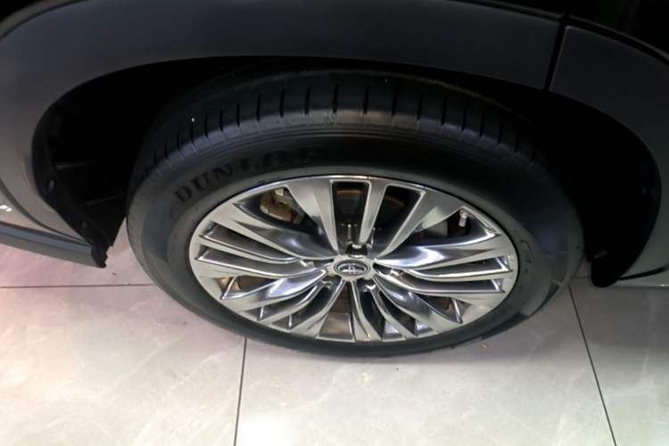 Used Toyota Highlander 2023 2.5L Smart Electric Hybrid Dual-Engine Four-Wheel Drive Prestige Version – 7 Seats Exterior 2