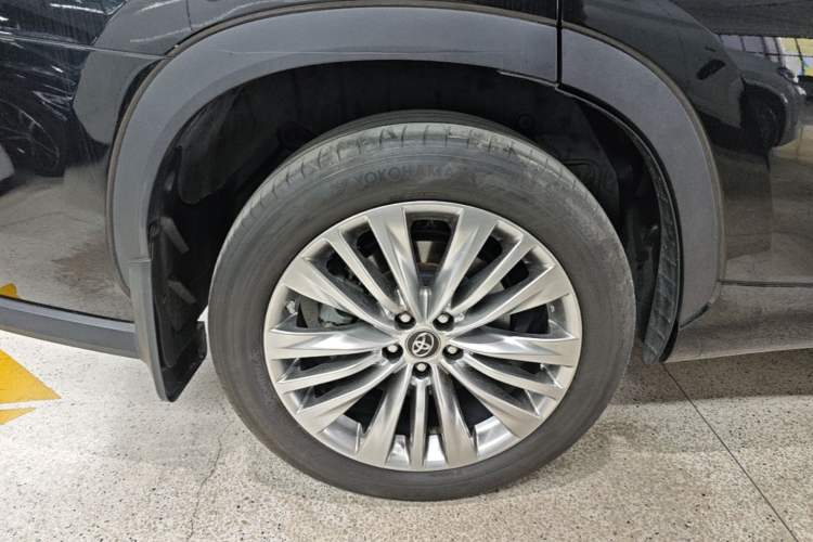 Used Toyota Highlander 2023 2.5L Smart Electric Hybrid Dual-Motor All-Wheel-Drive Luxury 7-Seater Exterior 2