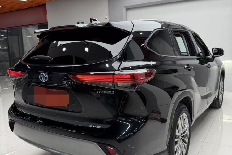 Used Toyota Highlander 2023 2.5L Smart Electric Hybrid Dual-Engine Four-Wheel Drive Prestige Version – 7 Seats Exterior 3