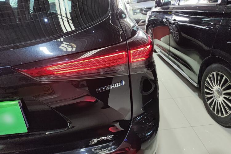 Used Toyota Highlander 2023 2.5L Smart Electric Hybrid Dual-Motor All-Wheel-Drive Luxury 7-Seater Exterior 3