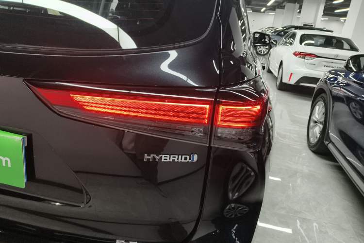 Used Toyota Highlander 2023 2.5L Smart Electric Hybrid Dual-Engine 4x4 Elite Edition 7 Seats Exterior 3