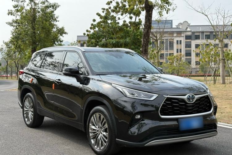 Used Toyota Highlander 2023 2.5L Smart Electric Hybrid Dual-Engine Four-Wheel Drive Prestige Version – 7 Seats Exterior 3