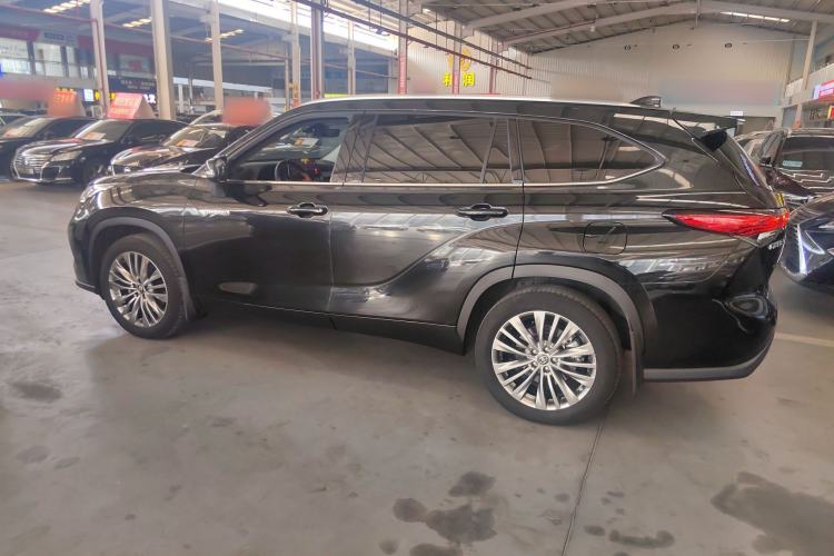 Used Toyota Highlander 2023 2.5L Smart Electric Hybrid Dual-Engine Four-Wheel Drive Prestige Version – 7 Seats Exterior 3