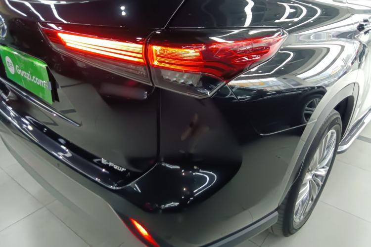 Used Toyota Highlander 2023 2.5L Smart Electric Hybrid Dual-Engine Four-Wheel Drive Prestige Version – 7 Seats Exterior 3