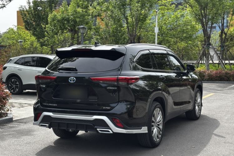 Used Toyota Highlander 2023 2.5L Smart Electric Hybrid Dual-Engine Four-Wheel Drive Prestige Version – 7 Seats Exterior 4