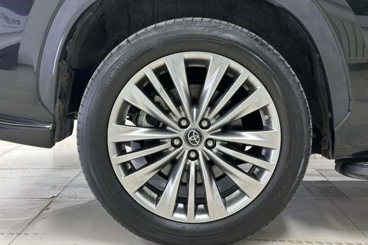 Used Toyota Highlander 2023 2.5L Smart Electric Hybrid Dual-Engine Four-Wheel Drive Prestige Version – 7 Seats Exterior 4