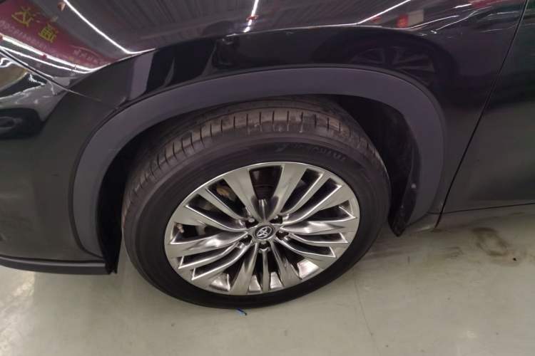 Used Toyota Highlander 2023 2.5L Smart Electric Hybrid Dual-Engine Four-Wheel Drive Prestige Version – 7 Seats Exterior 4